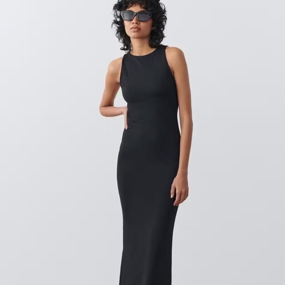 NWOT SKIMS Smooth Lounge Crew neck Sleeveless Dress - Picture 1 of 4